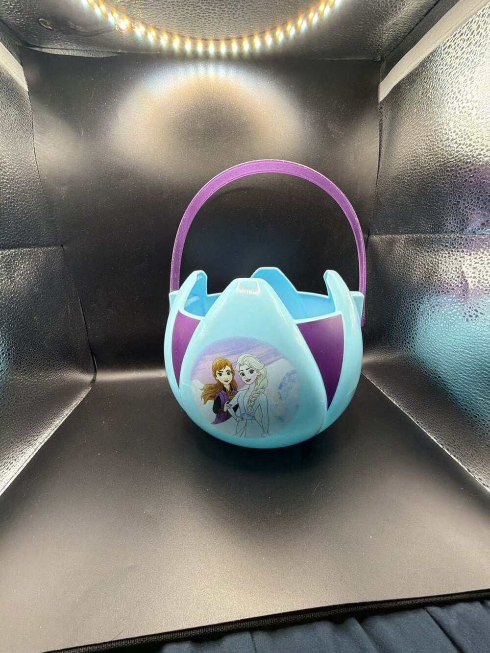 Disney Frozen Elsa And Anna Plastic Treat Bucket